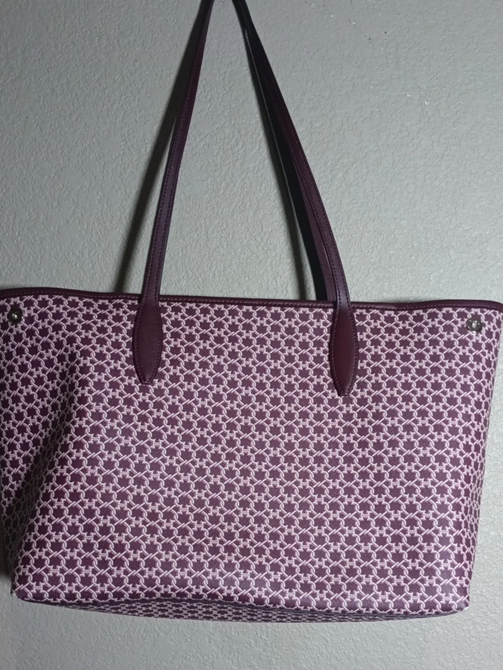 kate spade Link Tote- Stylish Everyday Carry